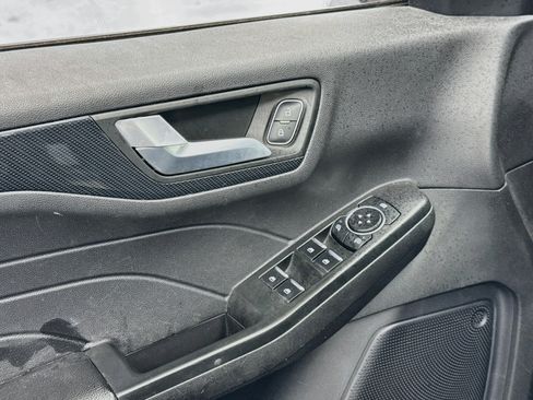 Used 2025 Ford Escape ST-Line FWD image 15