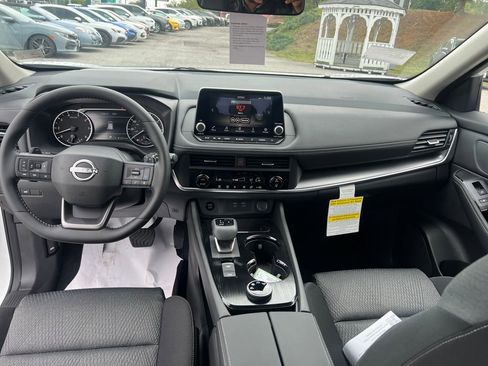 New 2026 Nissan Rogue SV image 13