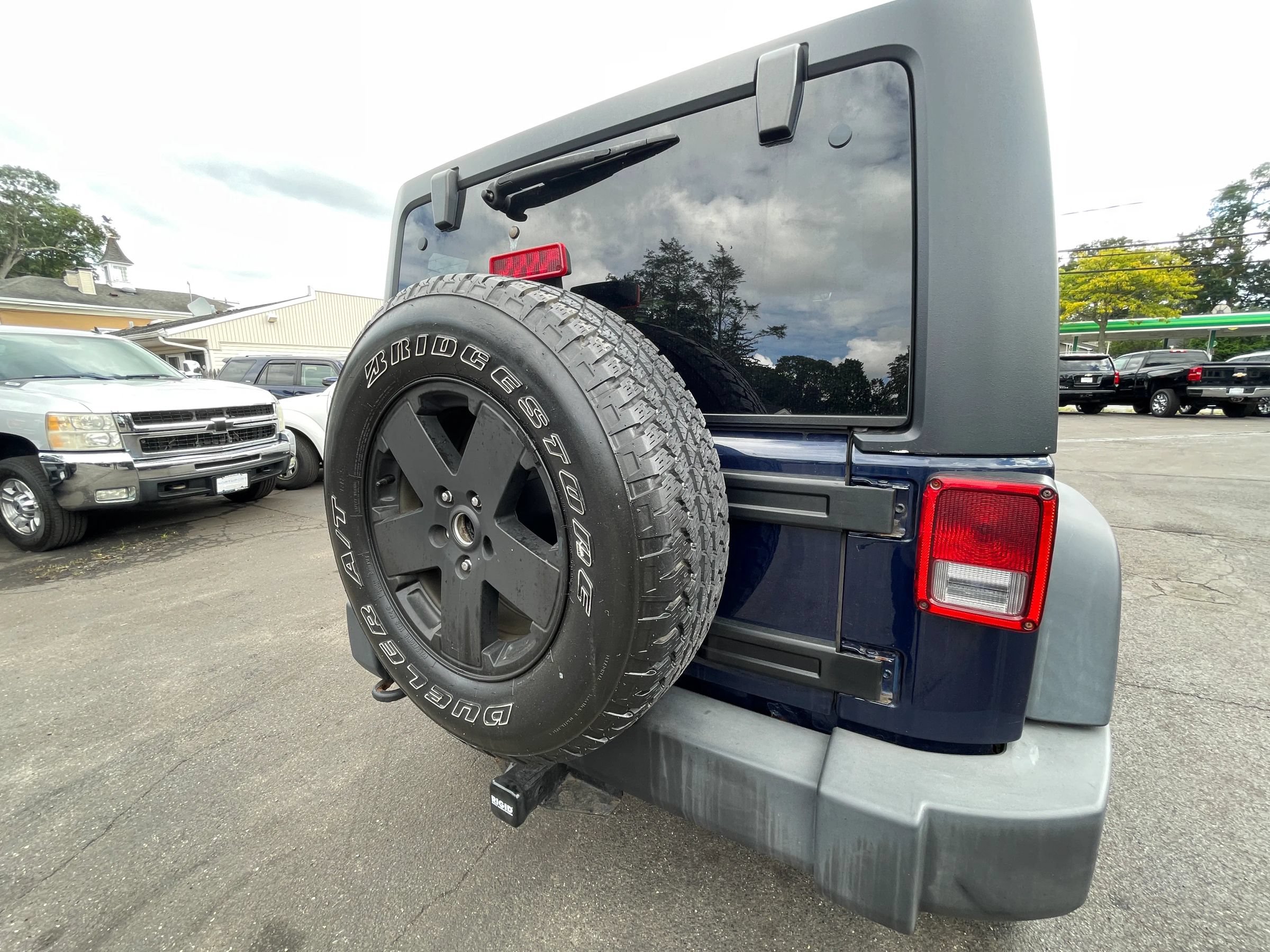 Used 2013 Jeep Wrangler Rubicon w/ Dual Top Group AWD/4WD image 25