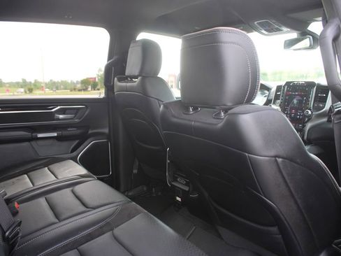 Used 2020 RAM 1500 Laramie w/ Sport Appearance Package AWD/4WD image 30