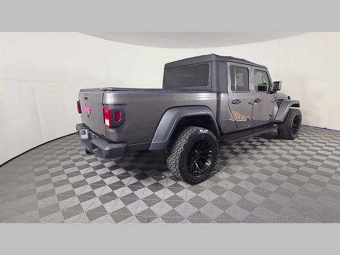 Used 2023 Jeep Gladiator Sport AWD/4WD image 42