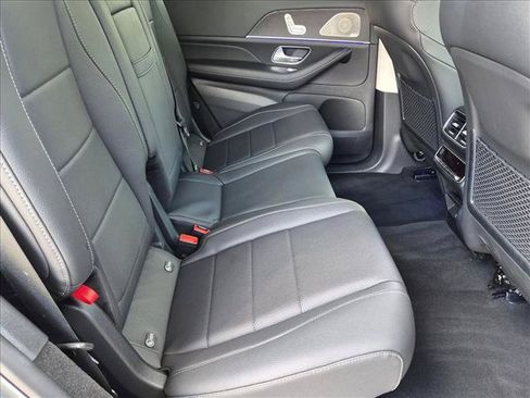 Certified 2026 Mercedes-Benz GLS 450 4MATIC image 20