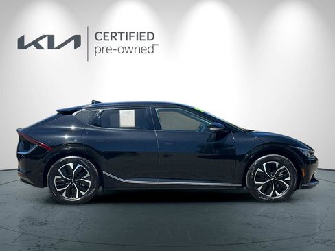 Used 2024 Kia EV6 Wind RWD image 3