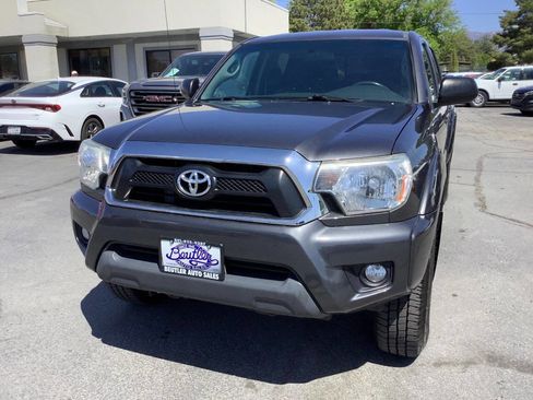 Used 2014 Toyota Tacoma 4x4 Double Cab w/ SR5 Package image 5