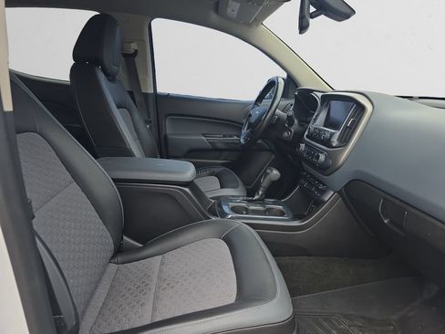 Used 2016 Chevrolet Colorado Z71 AWD/4WD image 16