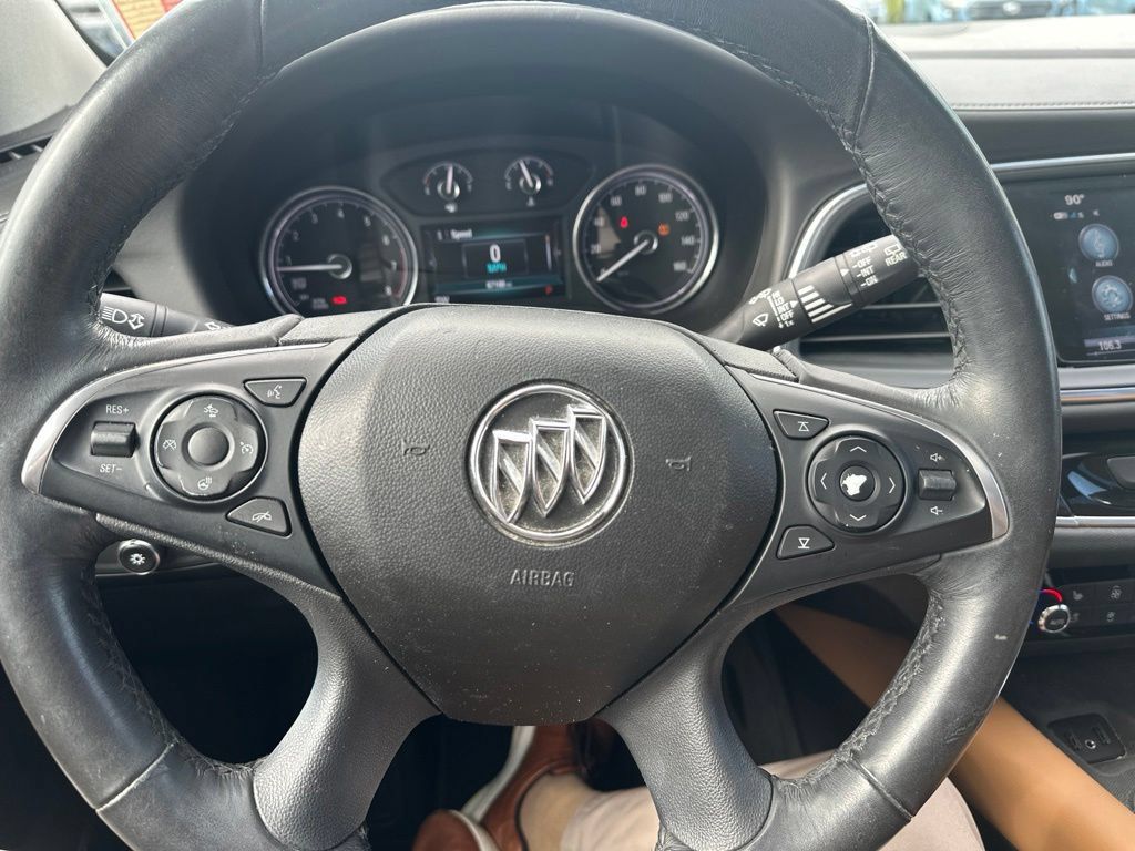 Used 2018 Buick Enclave Premium w/ Experience Buick Package FWD image 16