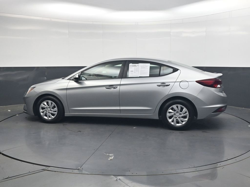 Used 2020 Hyundai Elantra SE FWD image 10
