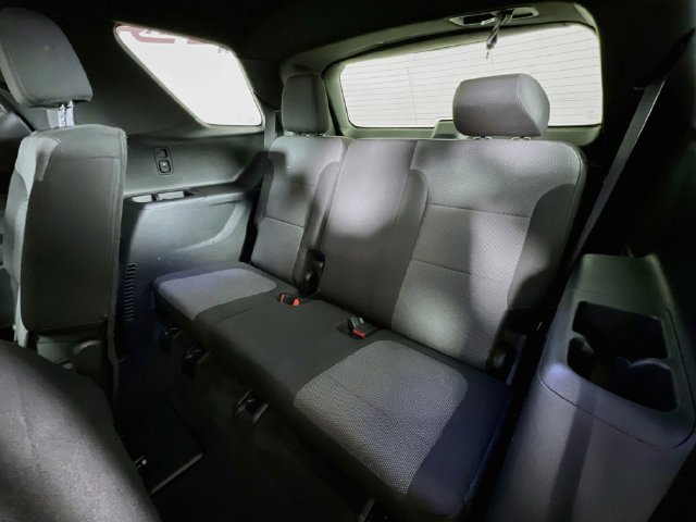 Used 2023 Chevrolet Traverse LT AWD/4WD image 33