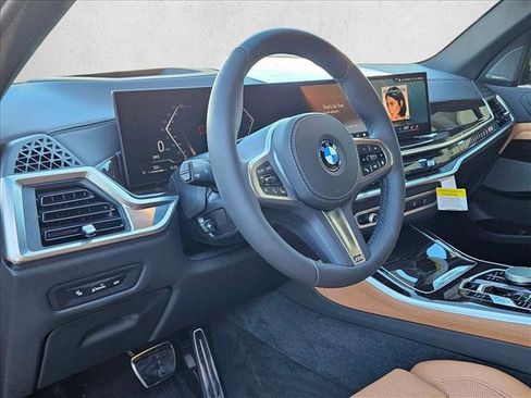 New 2026 BMW X5 xDrive40i image 3