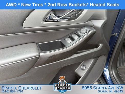 Used 2023 Chevrolet Traverse LT w/ Rear Camera Mirror Package AWD/4WD image 14