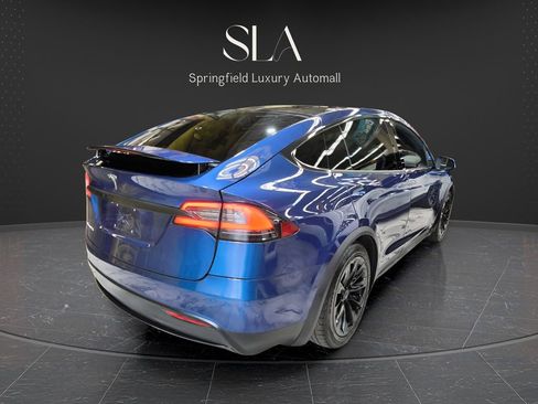 Used 2016 Tesla Model X 75D AWD/4WD image 3