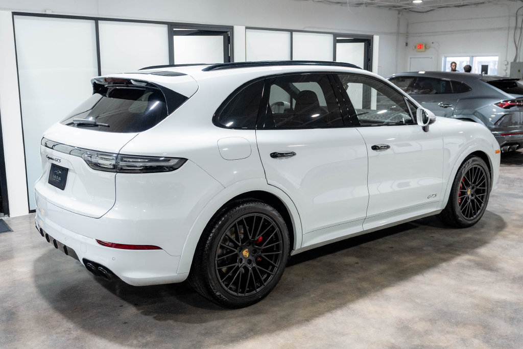 Used 2021 Porsche Cayenne GTS AWD/4WD image 7
