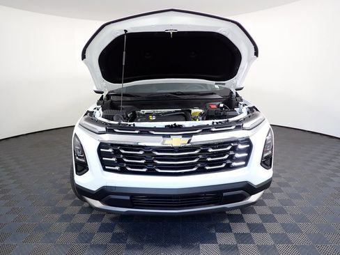 New 2026 Chevrolet Equinox LT FWD image 35