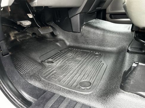 Used 2020 Ford F550 2WD Regular Cab Super Duty image 38