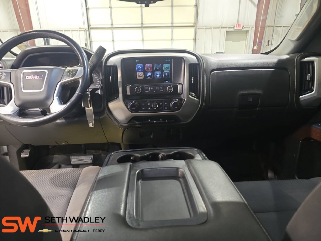 Used 2017 GMC Sierra 1500 SLE w/ SLE Value Package AWD/4WD image 9
