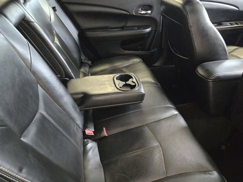 Used 2012 Chrysler 200 Limited image 9