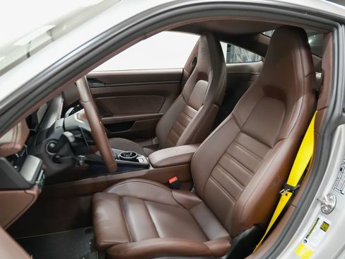Certified 2026 Porsche 911 Carrera 4 GTS AWD/4WD image 5