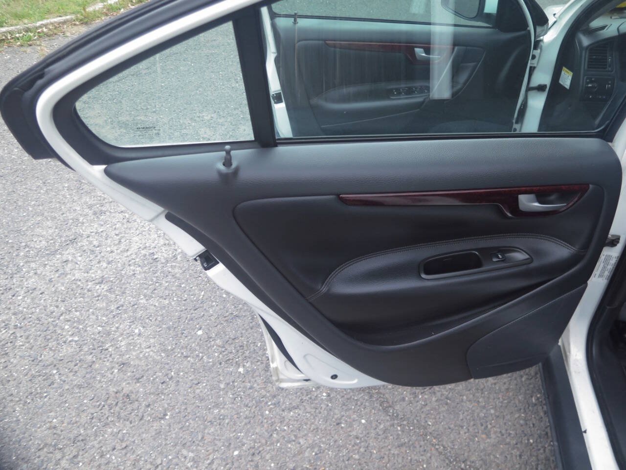 Used 2004 Volvo S60 2.5T FWD image 29