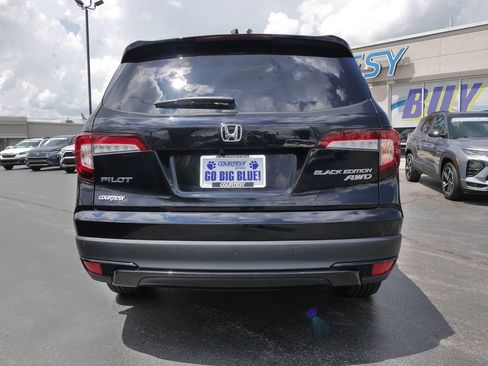 Used 2022 Honda Pilot Black Edition image 6