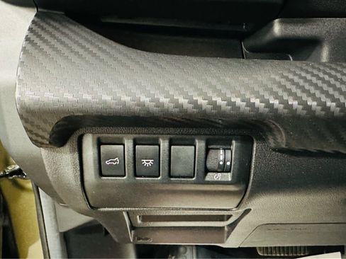 Certified 2023 Subaru Ascent Premium w/ Convenience Package image 12