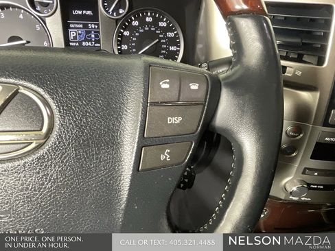 Used 2013 Lexus LX 570 4WD w/ Luxury Pkg image 39