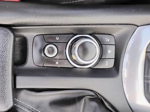 Used 2017 FIAT 124 Spider Classica image 18