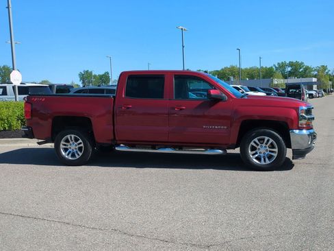 Used 2018 Chevrolet Silverado 1500 LT w/ All Star Edition AWD/4WD image 9