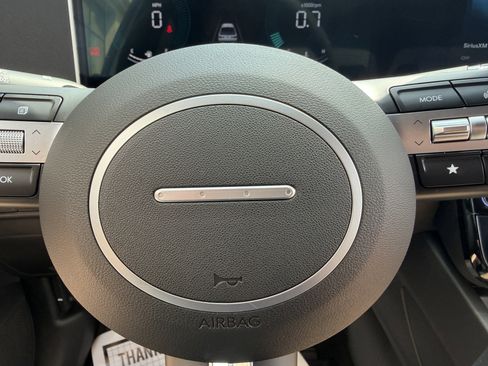 Certified 2025 Hyundai Santa Cruz SEL AWD/4WD image 32