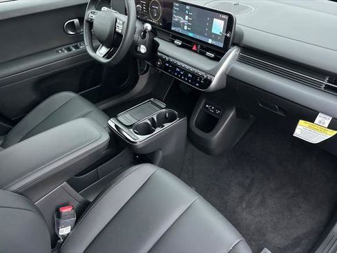 New 2026 Hyundai Ioniq 5 SEL image 13