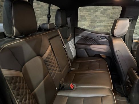 Used 2023 GMC Canyon Denali w/ Denali Black Edition image 35