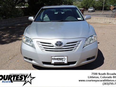 Used 2007 Toyota Camry V6 FWD image 2