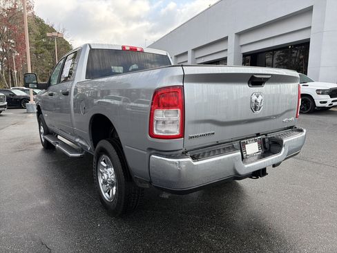 Used 2024 RAM 2500 Big Horn w/ Bed Utility Group image 8