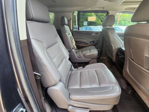 Used 2016 GMC Yukon XL Denali w/ Open Road Package AWD/4WD image 17
