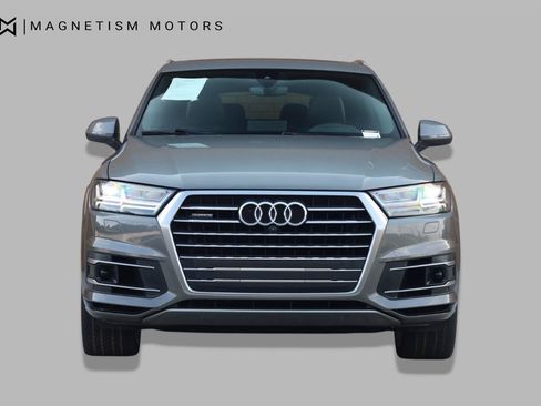 Used 2018 Audi Q7 3.0T Prestige AWD/4WD image 5