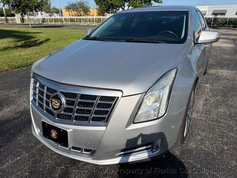 Used 2014 Cadillac XTS Luxury w/ Driver Awareness Package image 16