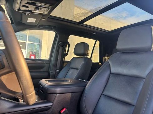 Used 2023 Chevrolet Tahoe Z71 w/ Luxury Package image 23