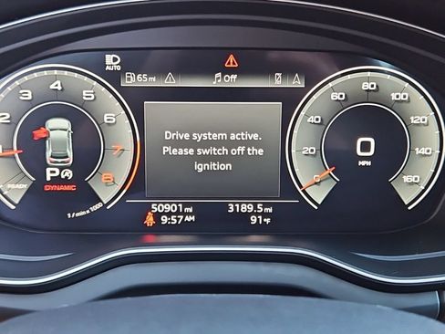 Used 2023 Audi Q5 2.0T Prestige w/ Prestige Package AWD/4WD image 13