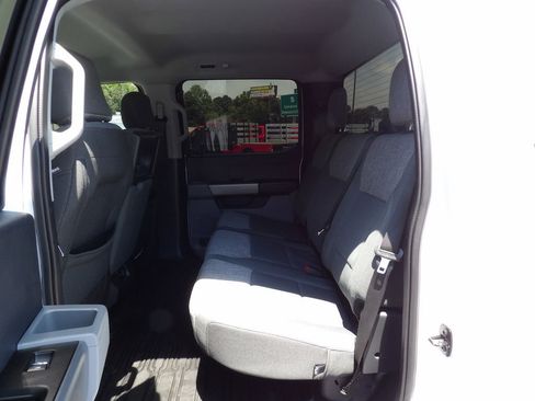 Used 2024 Ford F250 XLT w/ FX4 Off-Road Package AWD/4WD image 33