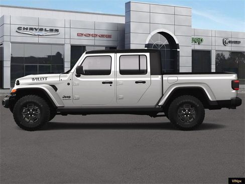 New 2025 Jeep Gladiator Willys image 3
