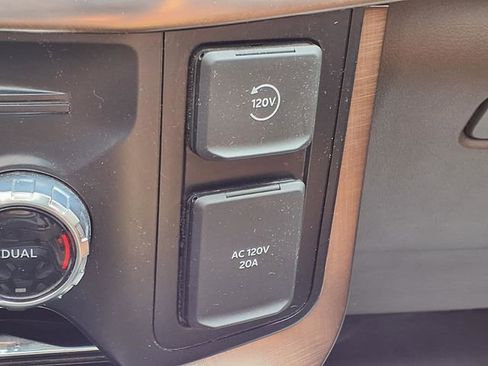 Used 2024 Ford F150 King Ranch image 14