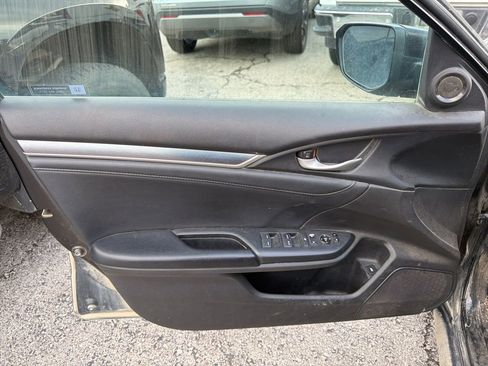 Used 2016 Honda Civic EX-L image 9