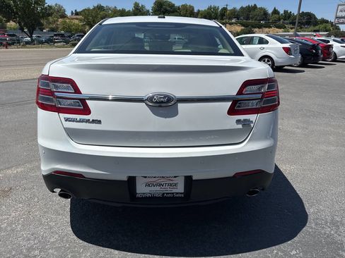 Used 2017 Ford Taurus SEL image 6