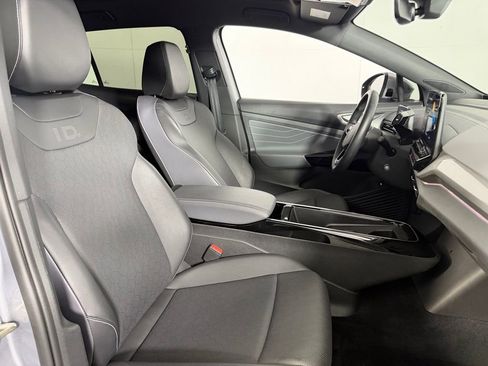 Used 2023 Volkswagen ID.4 S RWD image 34