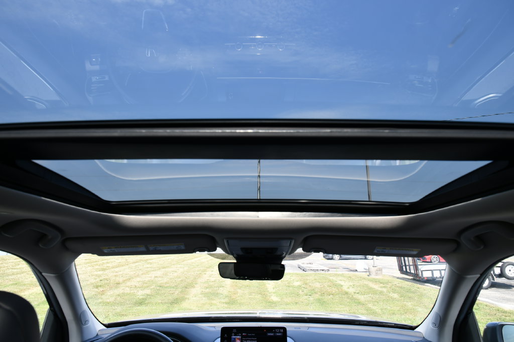 Used 2024 Honda Pilot Touring image 29