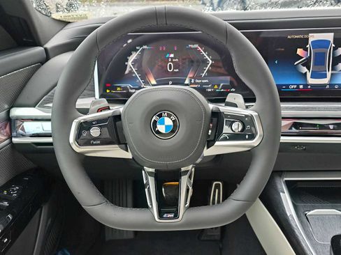 New 2025 BMW 740i xDrive w/ Executive Package image 19