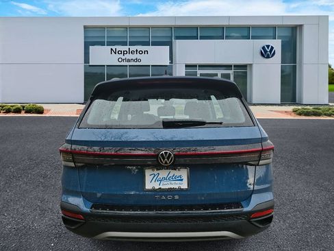 New 2026 Volkswagen Taos S image 5