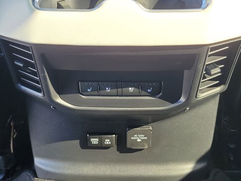 Used 2024 Toyota Tundra Capstone image 19