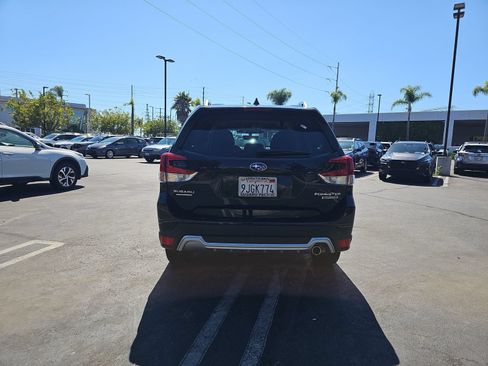Used 2023 Subaru Forester Touring AWD/4WD image 13