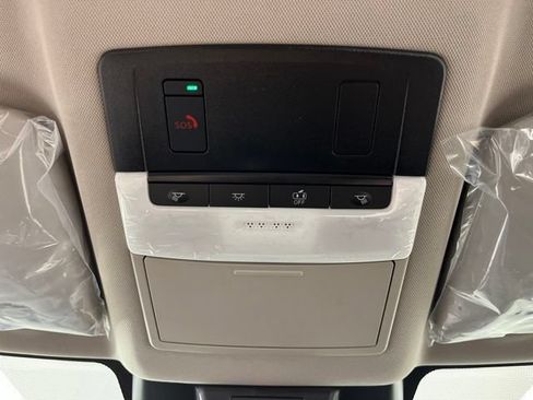 New 2026 Nissan Rogue SV FWD image 32