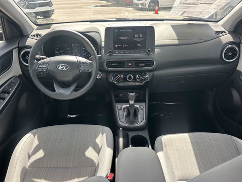 Used 2023 Hyundai Kona SEL AWD/4WD image 17